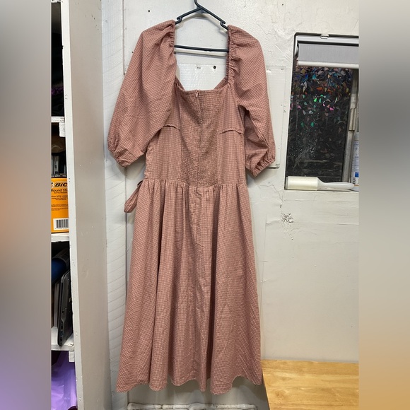 Elegant Pink Midi Dress Size M - Picture 2 of 5